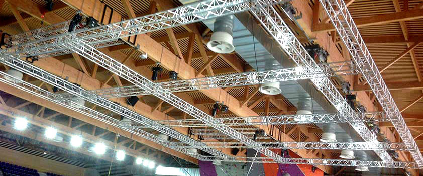 La halle des Sports du Stilletto, Ajaccio (Corse) - Métal Etude : ingénierie des structures métalliques de scène